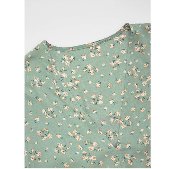 Boho Deep V Mint Green Floral Dress - Picture 5 of 13